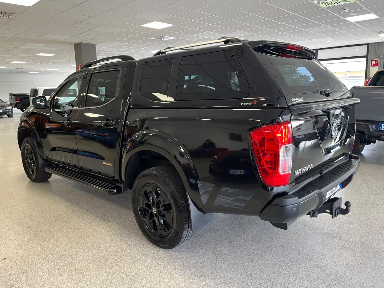 Nissan Navara 2.3 dCi 190 CV 4WD N-Guard PREZZO FINITO