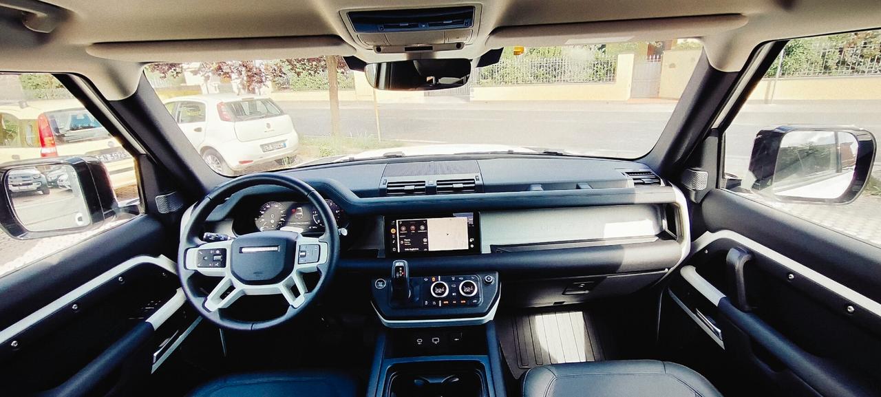 Land Rover Defender 90 3.0D I6 200 CV AWD Auto X-Dynamic SE