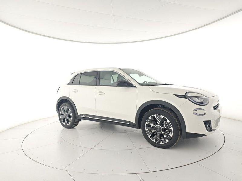 FIAT 600 Hybrid DCT MHEV La Prima