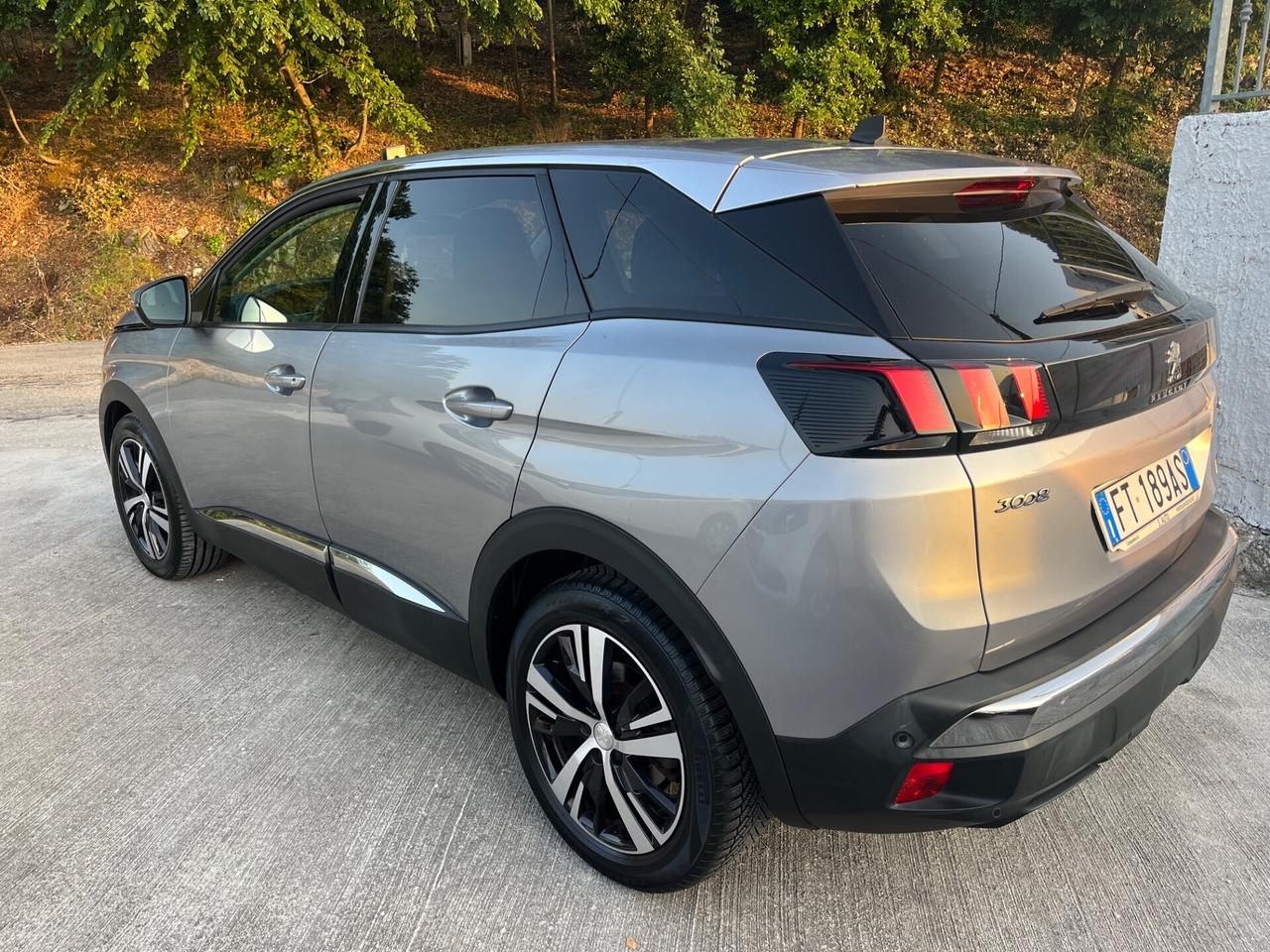 Peugeot 3008 BlueHDi 130 S&S Allure