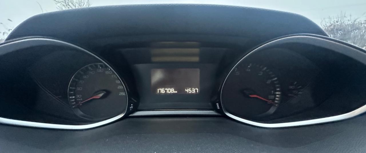 Peugeot 308 PureTech Turbo 110 S&S Access