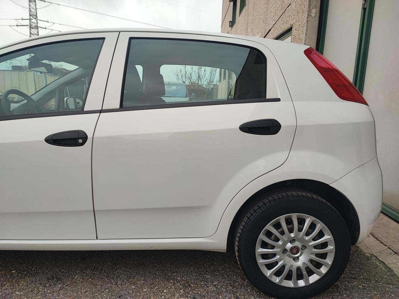 Fiat Grande Punto 1.4 5 porte BENZINA METANO 2013