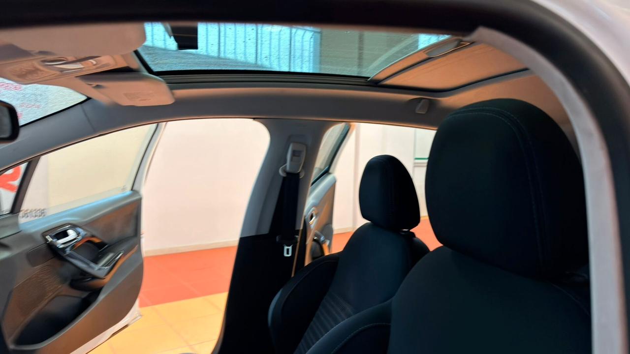 Peugeot 208 PureTech 82 5 porte Allure