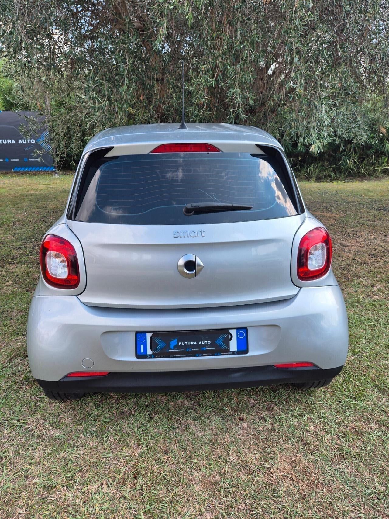 Smart ForFour 70 1.0 Youngster.