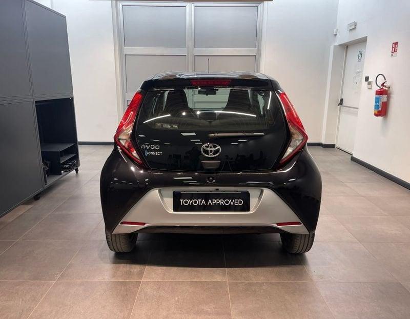 Toyota Aygo Connect 1.0 VVT-i 72 CV 5 porte x-play