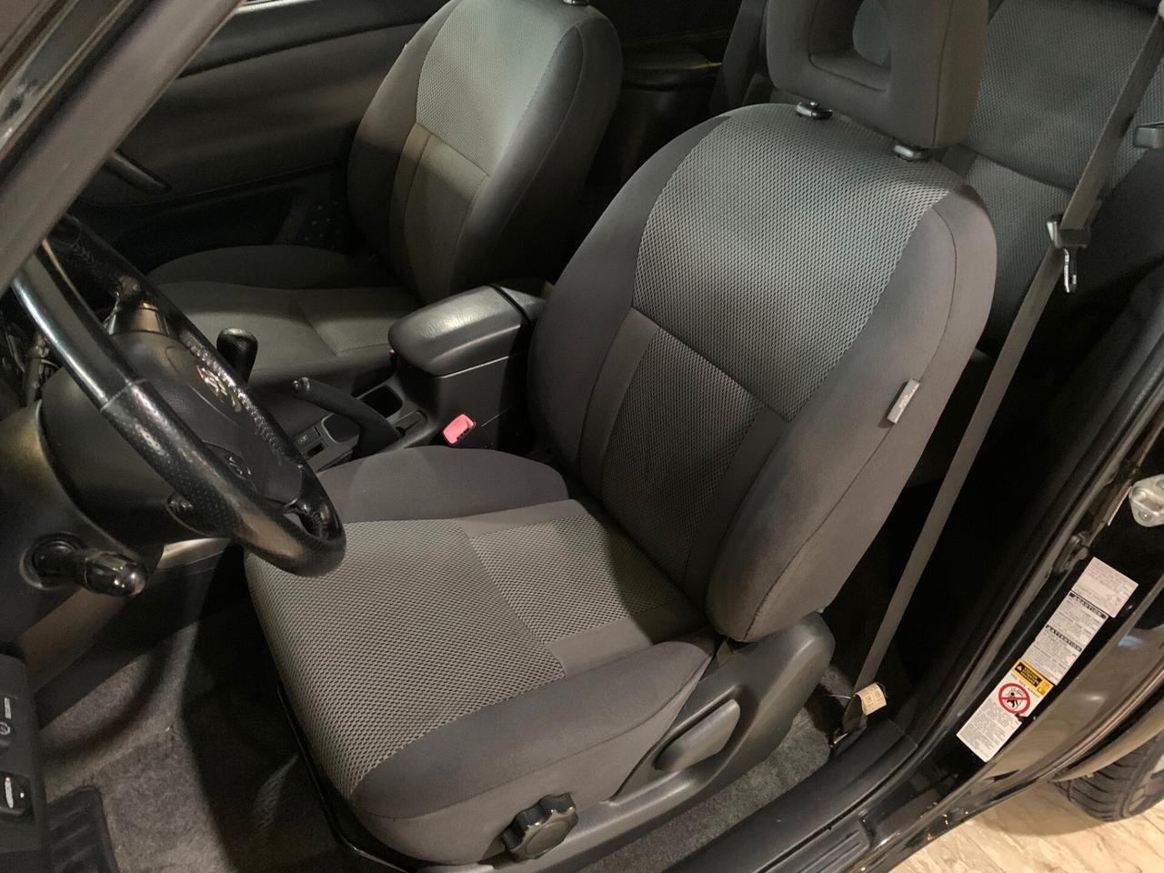 Toyota RAV 4 RAV4 2.0 Tdi D-4D cat 3 porte Sol