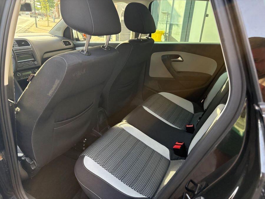 VOLKSWAGEN POLO 1.6 TDI 90 CROSS CERTIFICATA NUOVA