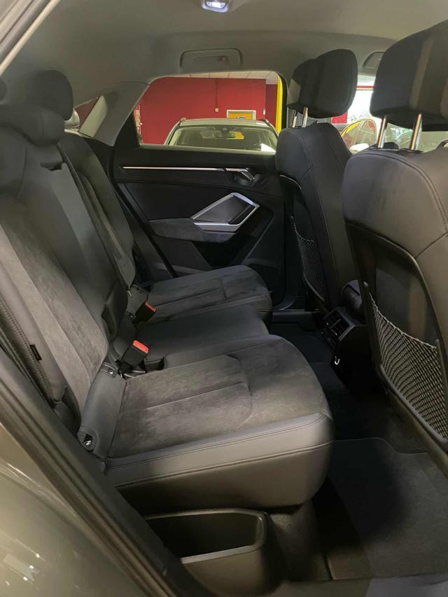 AUDI Q3 SPB 35 TDI S tronic *FULL OPTIONAL/MATRIX/VIRTUAL*