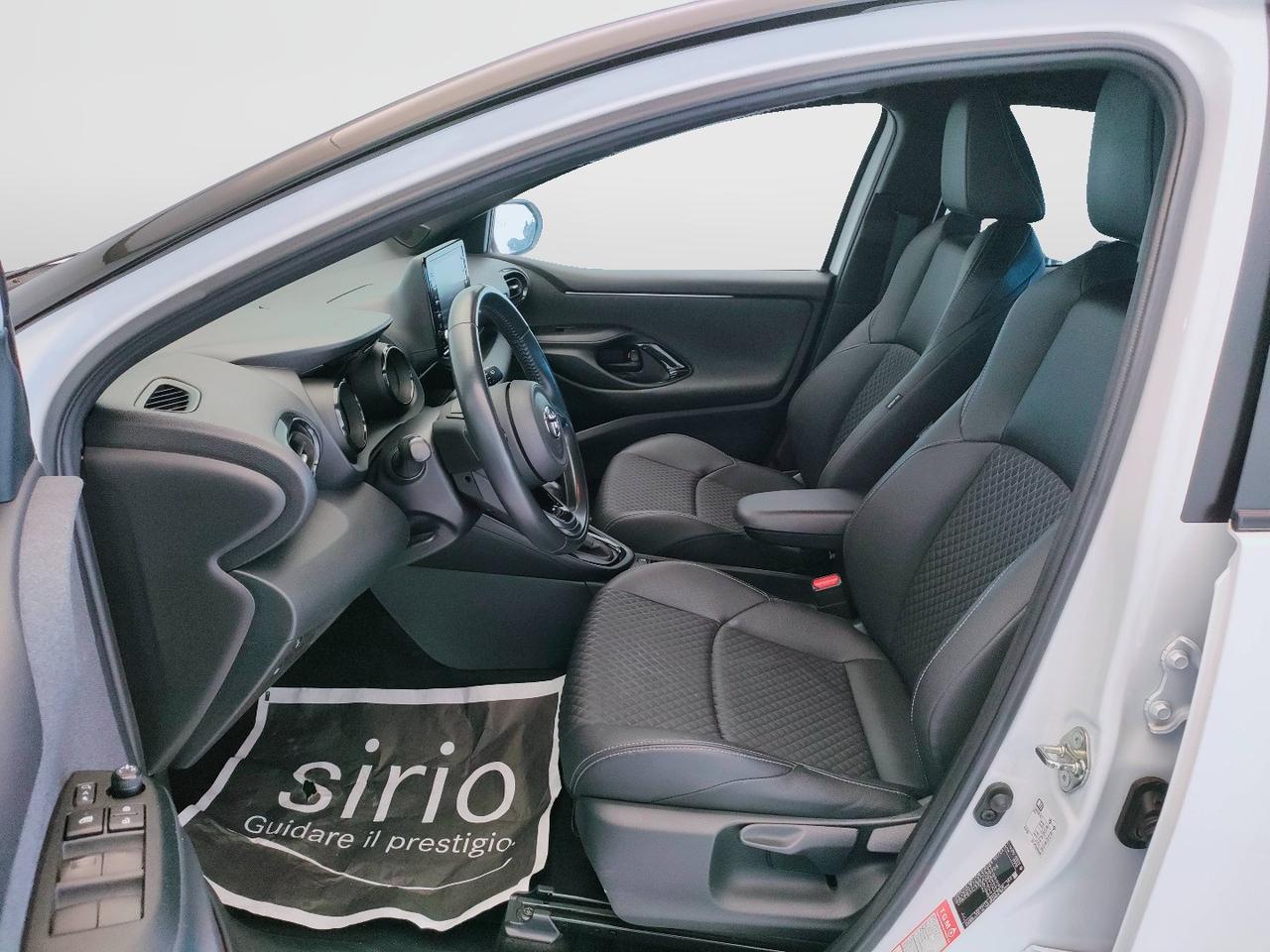 TOYOTA Yaris IV 2020 - Yaris 1.5h Style