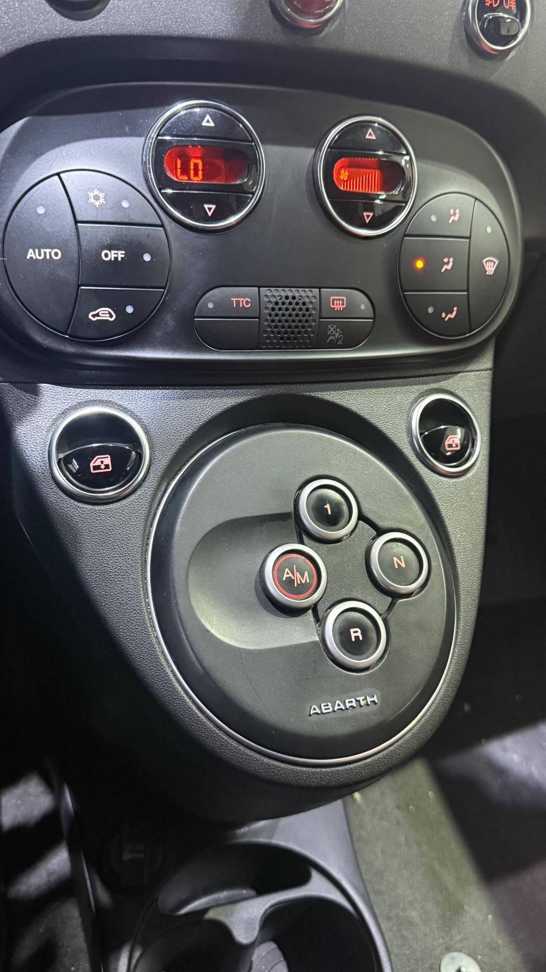 Abarth 595 1.4 Turbo T-Jet 180 CV Competizione