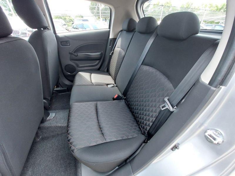 Mitsubishi Space Star 1.2 Invite SDA
