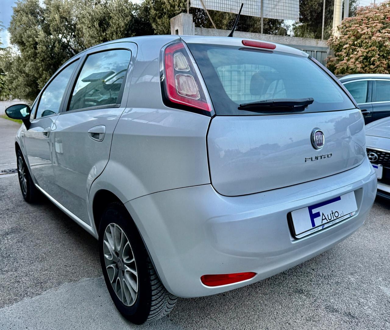 Fiat Punto 1.3 MJT II S&S 95 CV 5 porte Lounge,cerchi diamantati,comandi al volante,clima,ecc.