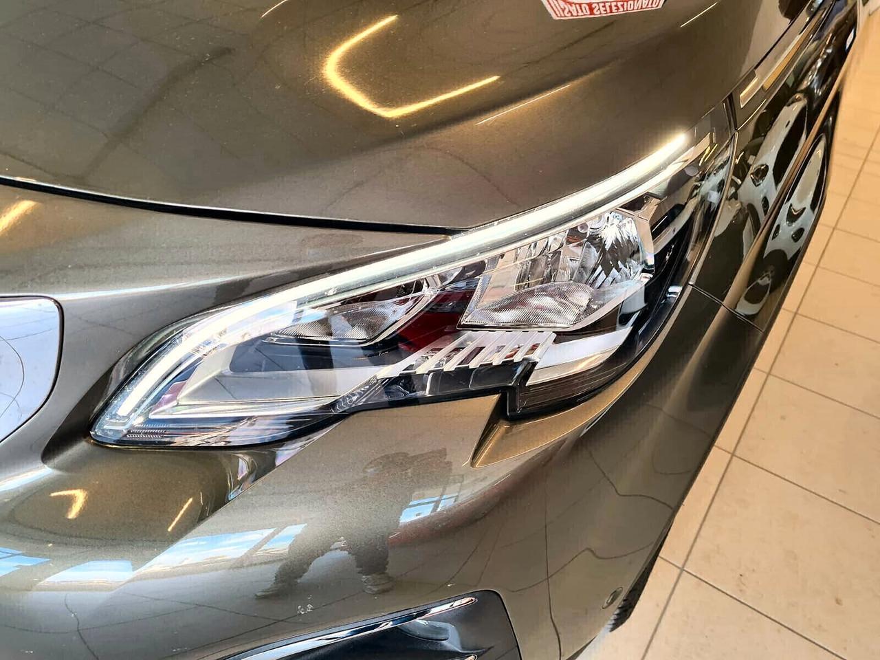 Peugeot 3008 ALLURE BlueHDi 120 6mt SPOTICAR
