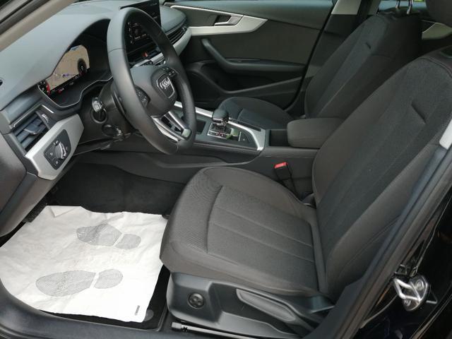 AUDI A4 Avant 40 TDI S tronic Business Advanced