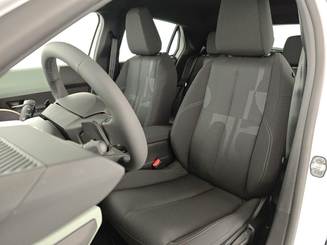 LANCIA Ypsilon Hybrid e-DCT