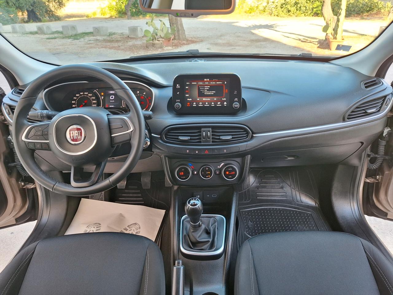 Fiat Tipo 1.3 mjt 95 cv E6 "BERLINA" 68000 km 2020