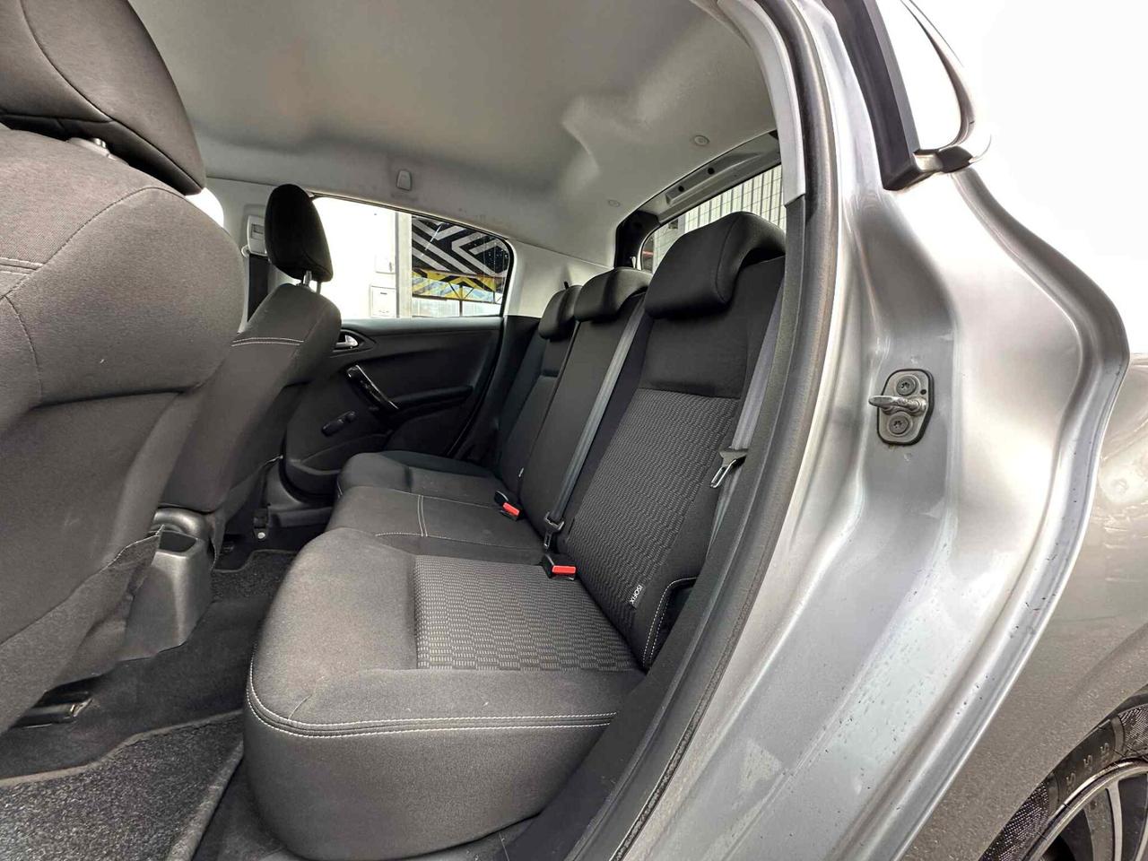 Peugeot 208 PureTech 82 5 porte Active