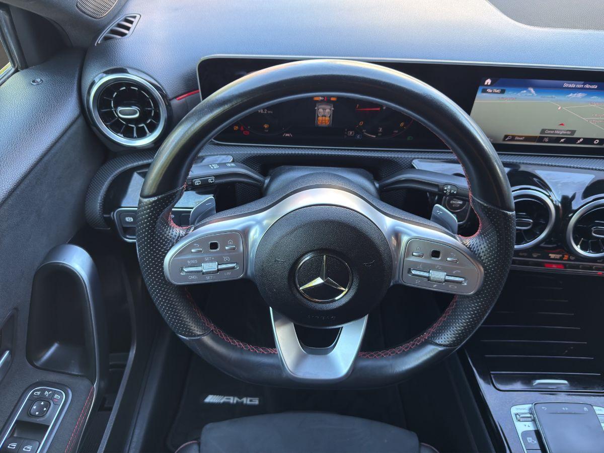 MERCEDES - Classe A - A 180 d 116CV Automatic 4p. Premium AMG