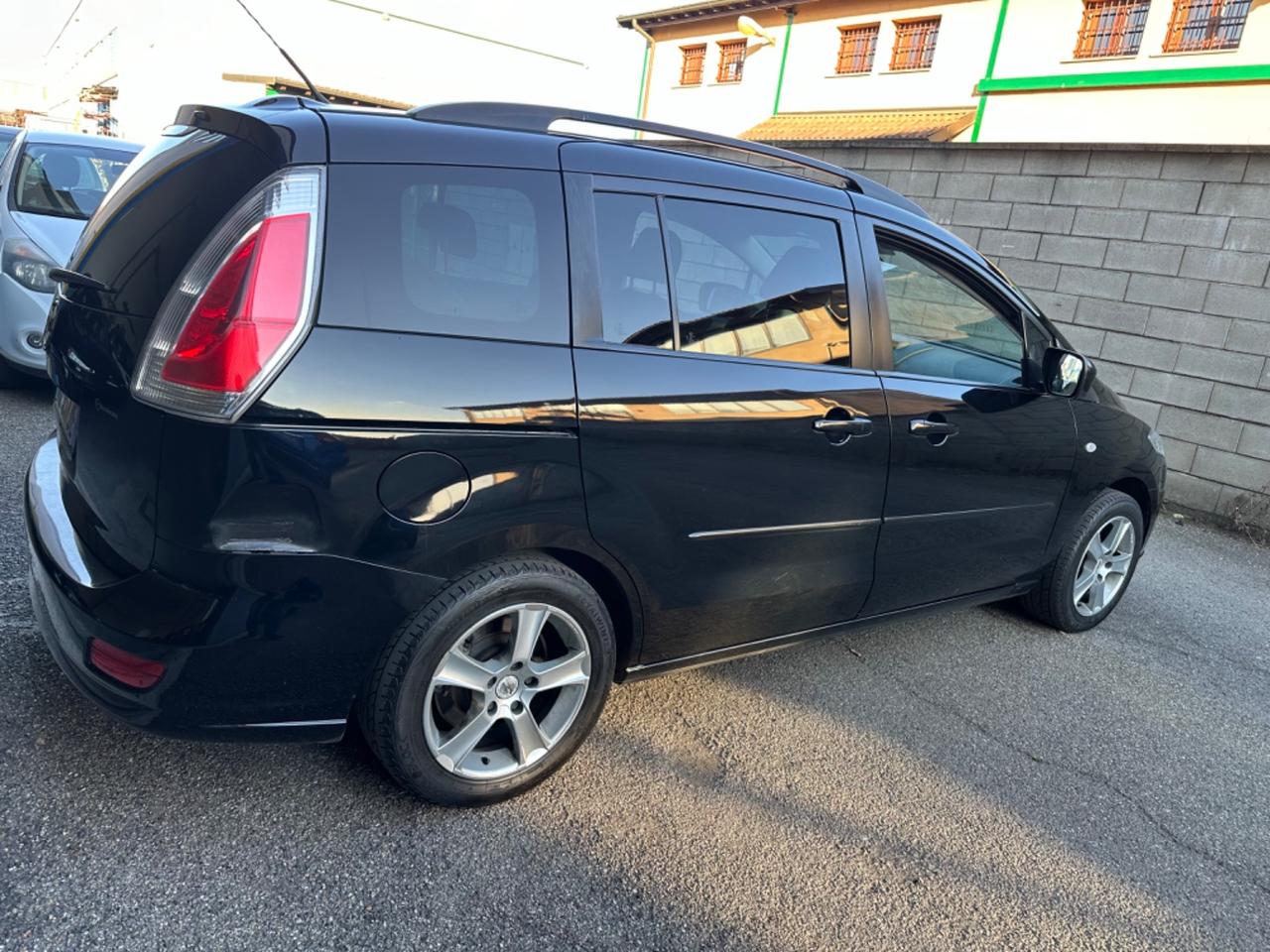 MAZDA 5 BENZINA 7 POSTI NEOPATENTATI