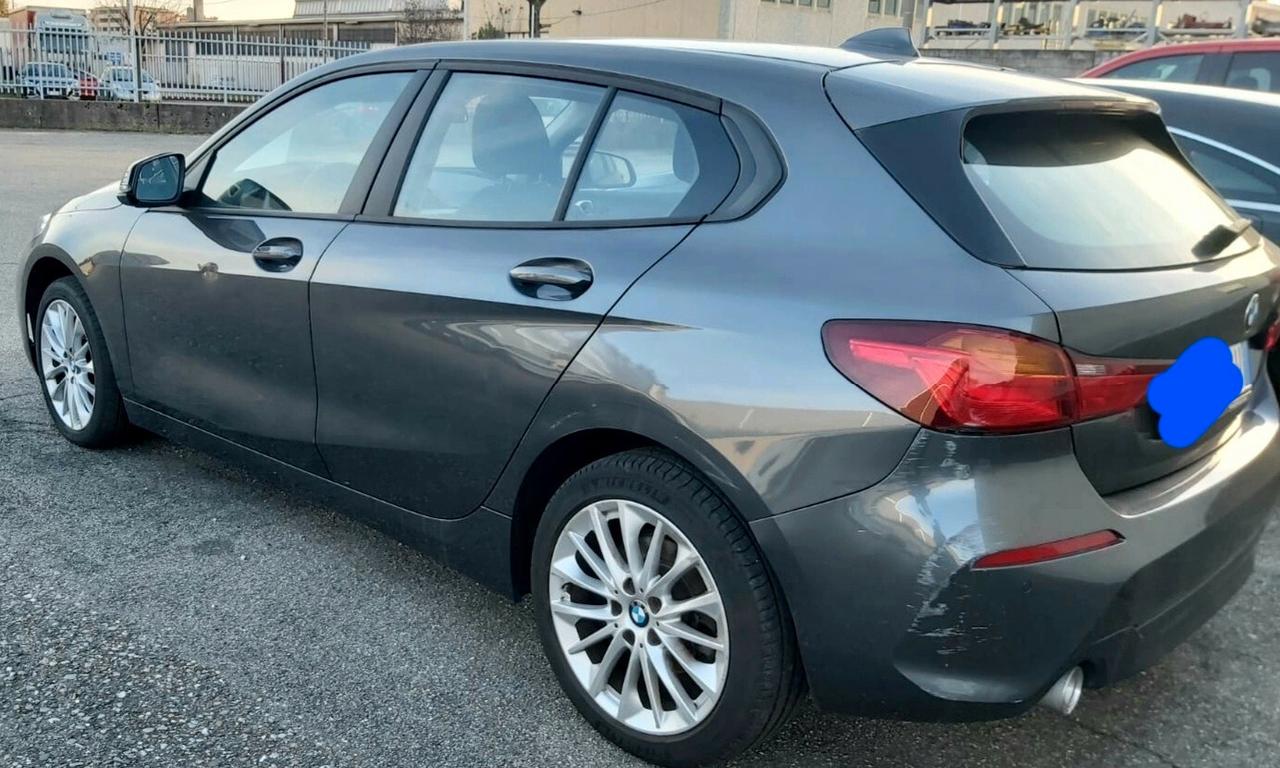 Bmw 116 116d 5p. Business Advantage 12 mesi di garanzia