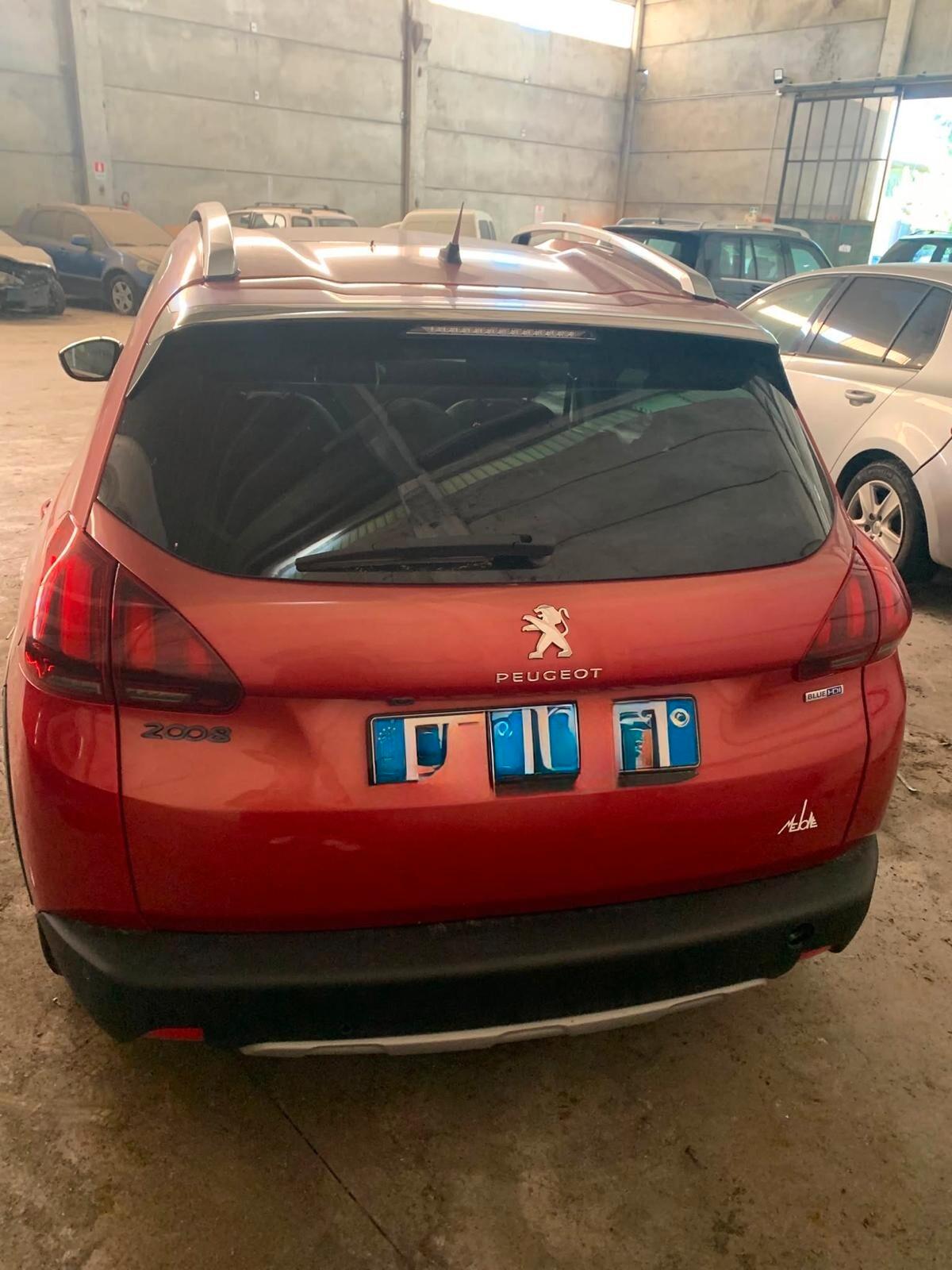 Peugeot 2008 BlueHDi