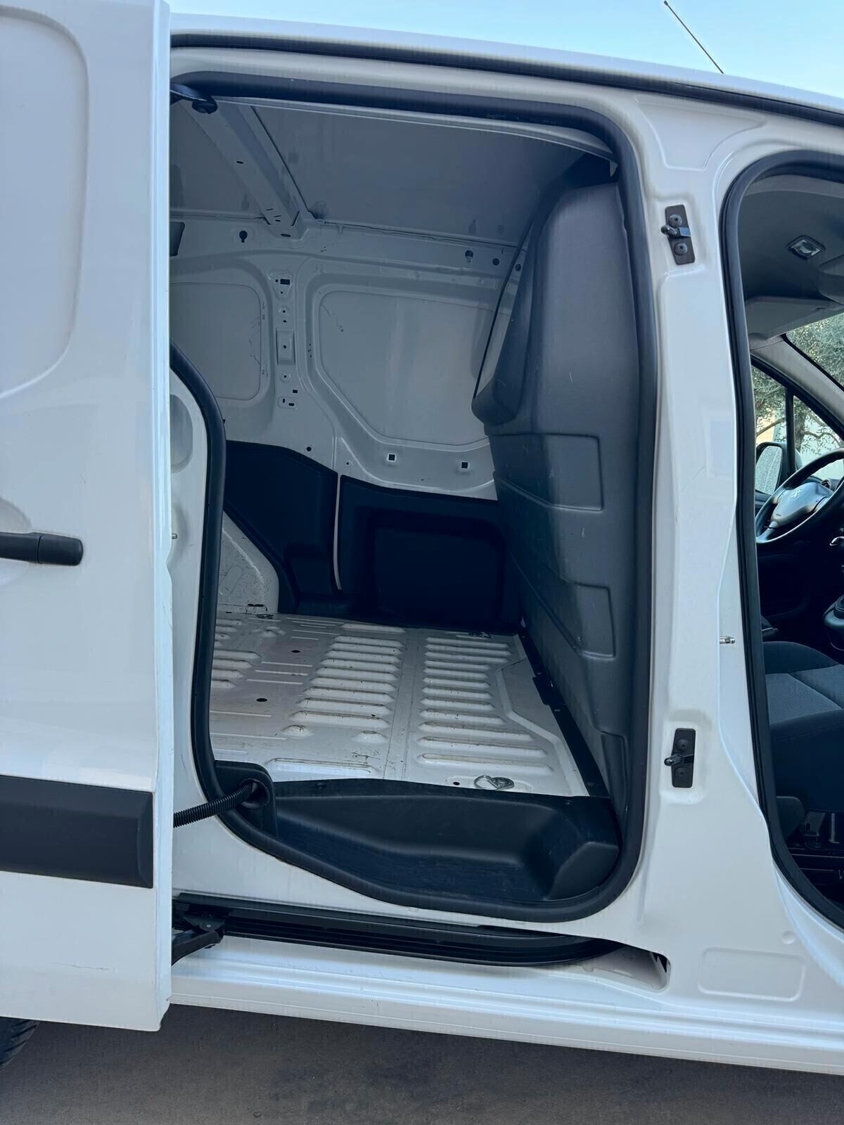 Citroen Berlingo BlueHDi 75 Van 3 posti Club L1