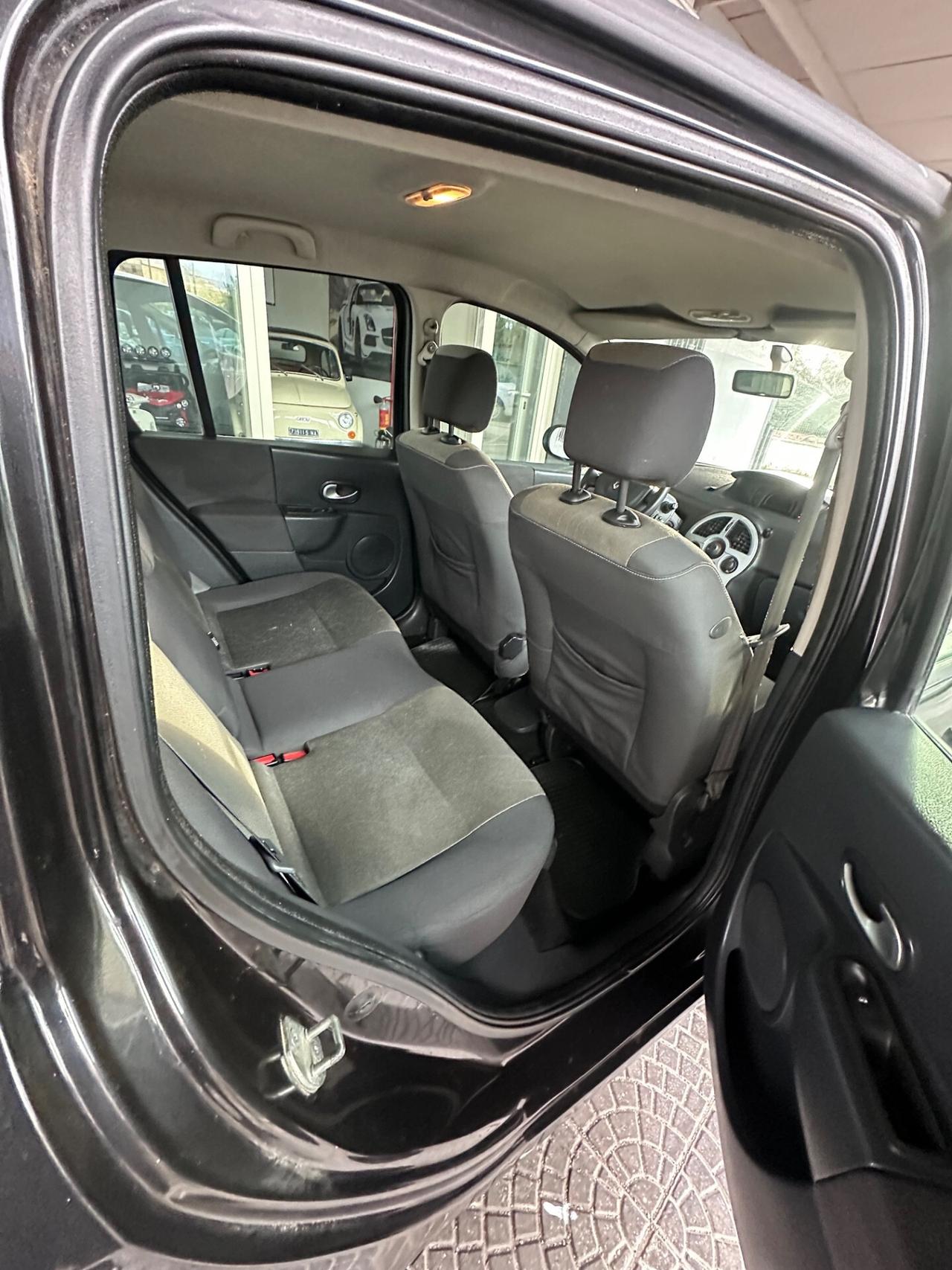 Renault Modus 1.5 dCi 85CV Dynamique