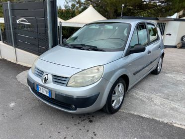 Renault Scenic 1.9 dCi 130CV Dynamique