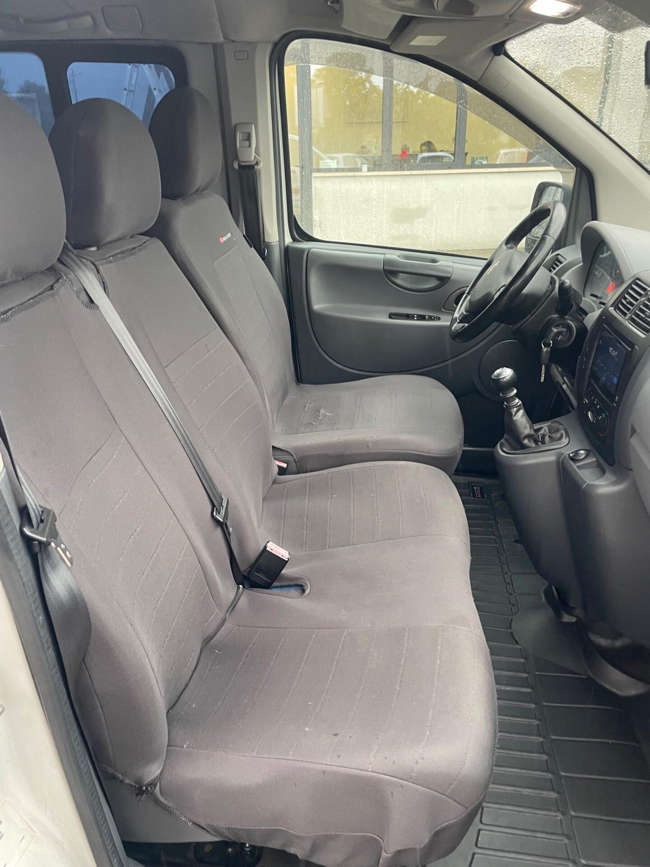 Peugeot Expert 2.0 HDi 163CV FAP PL-TN 12Q Furgone Vetrato