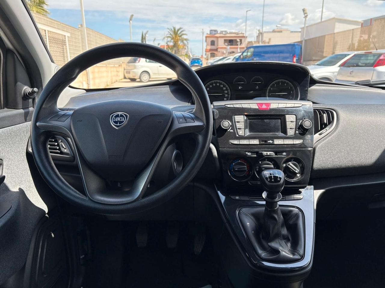 Lancia Ypsilon 1.2 69 CV 5 porte S&S Elefantino Blu