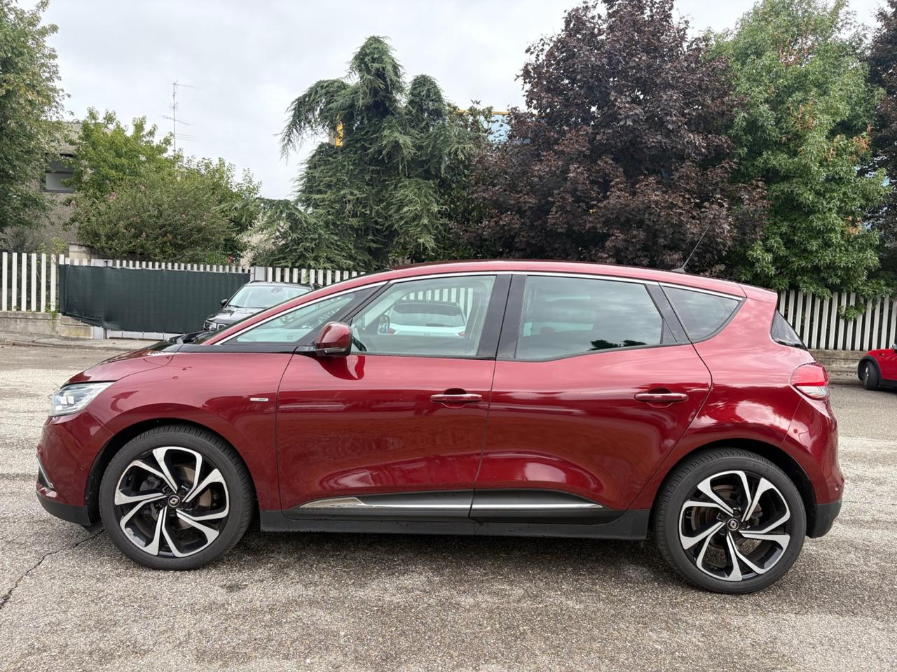 Renault Scénic 1.6 dCi 130 CV Bose Euro 6B 2017
