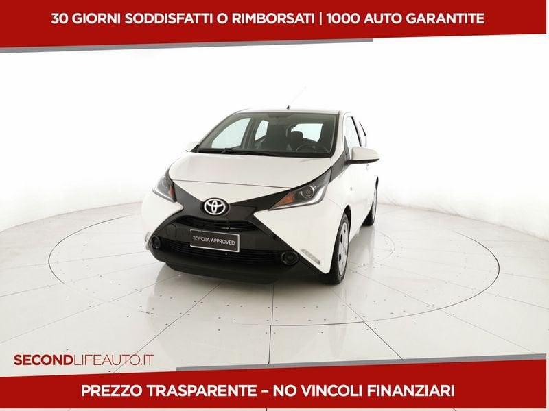 Toyota Aygo 5p 1.0 x-play my15
