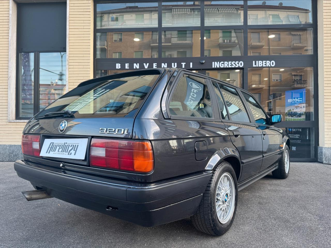 Bmw E30 320i Touring 6 cilindri UNICOPROPRIETARIO