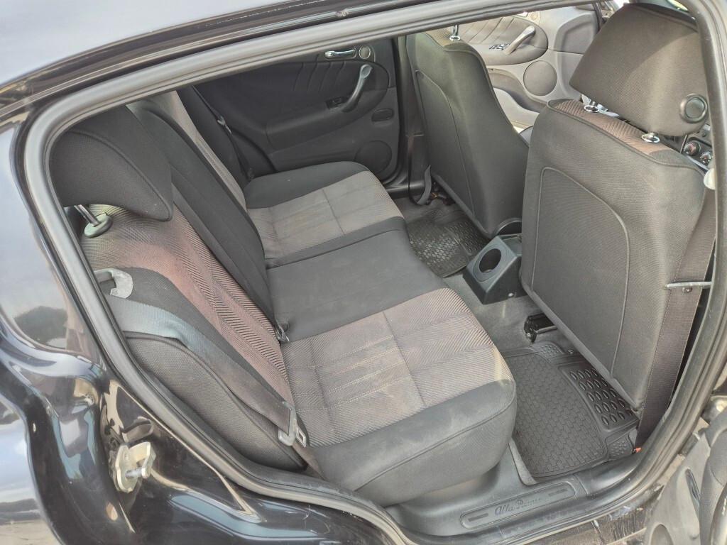 Alfa Romeo 147 1.6 16V TS GPL 5 porte Moving