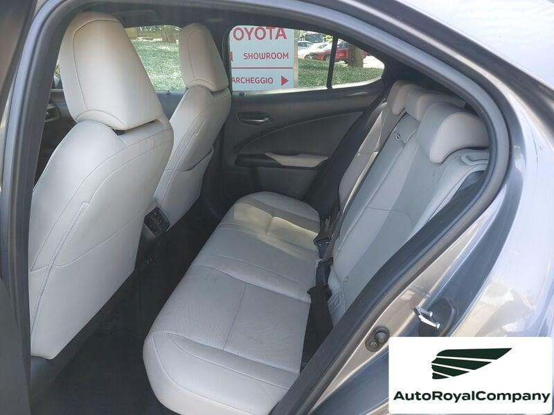 Lexus UX Hybrid Luxury 2WD LEGGERE DESCRIZIONE