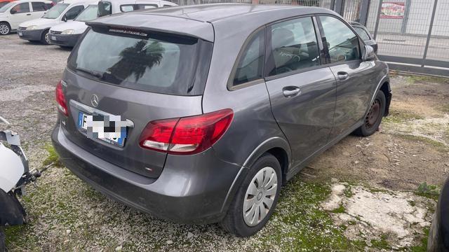 MERCEDES-BENZ B 200 c Sport Motore Rotto
