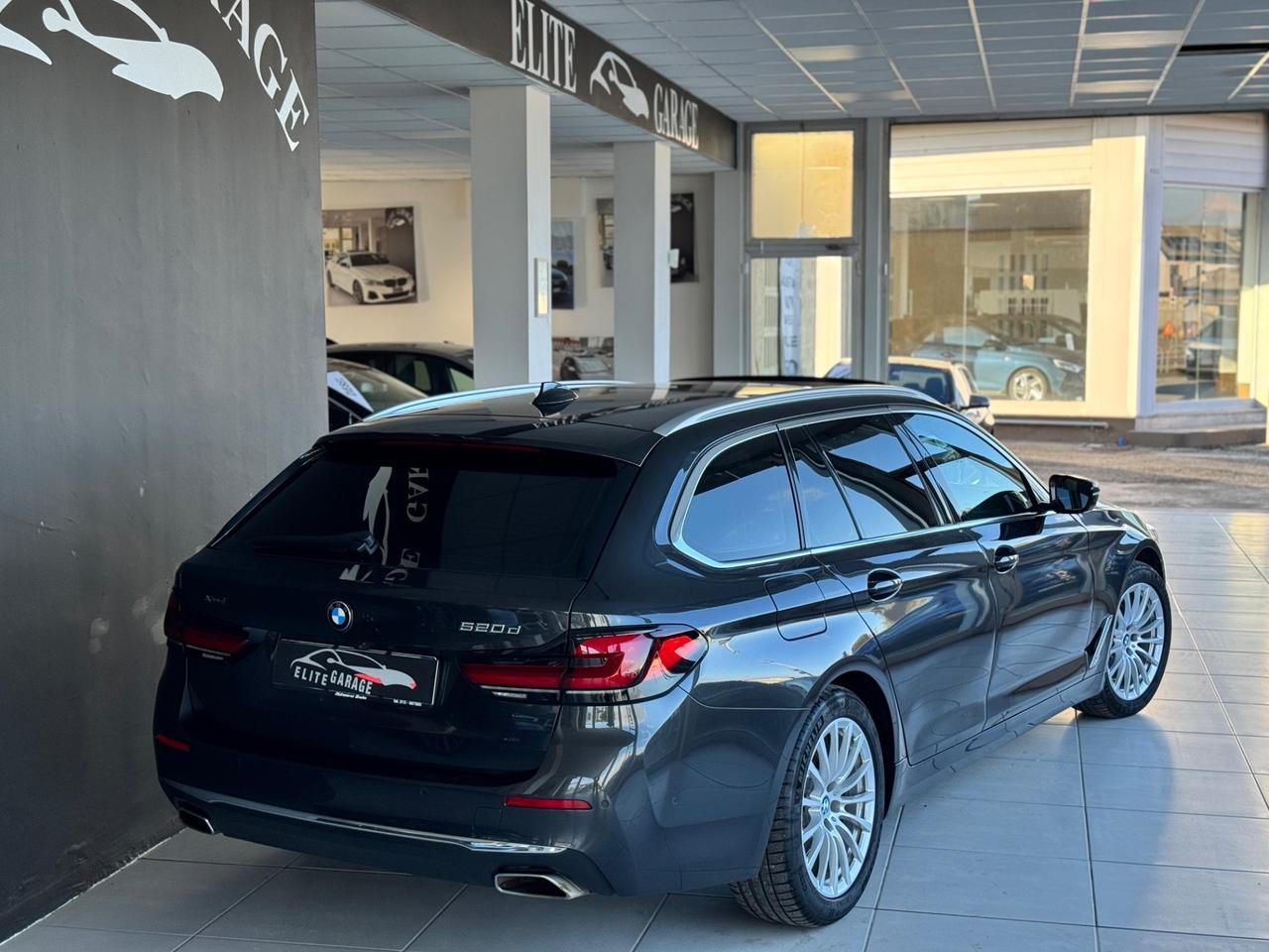 Bmw 520d xDrive Luxury TETTO LASER ACC