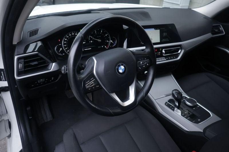 BMW Serie 3 318d 48V Touring Sport Unicoproprietario