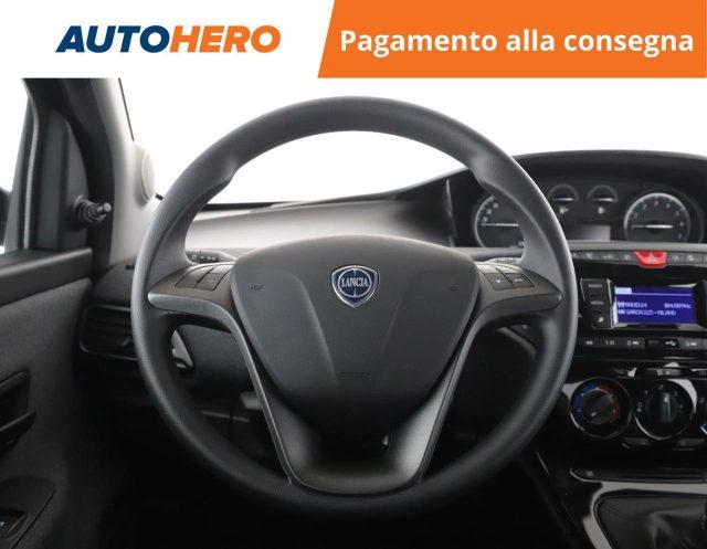 LANCIA Ypsilon 1.0 FireFly 5 porte S&S Hybrid Ecochic Silver