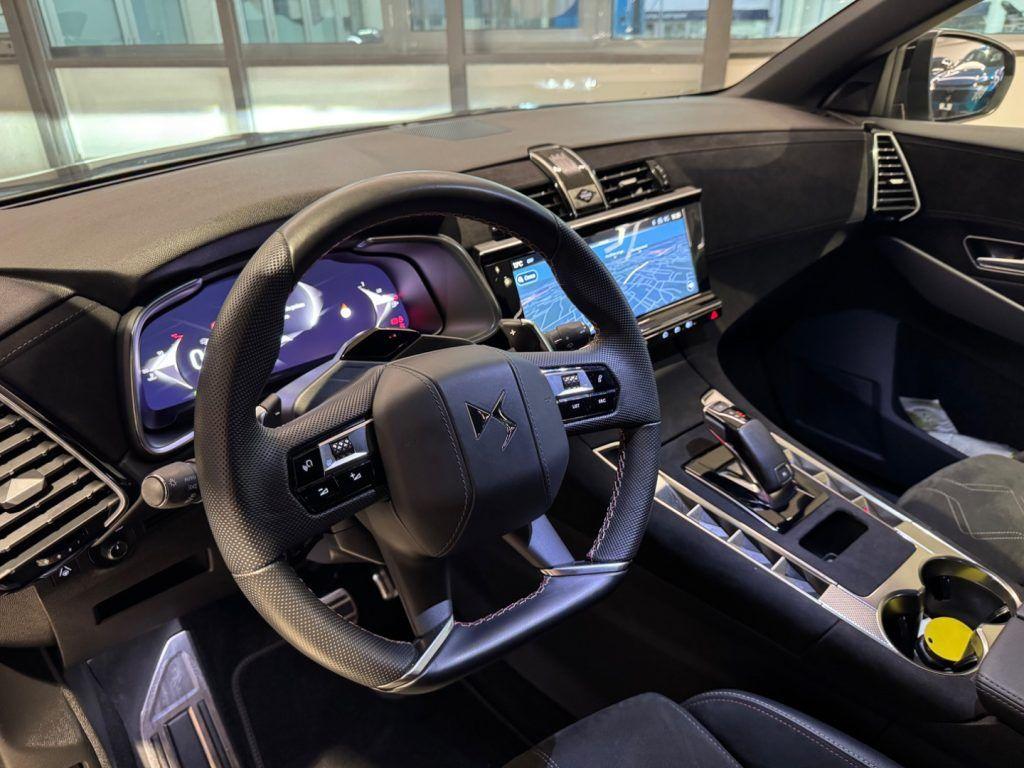 DS Automobiles DS 7 BlueHDi 130 aut. Performance Line+