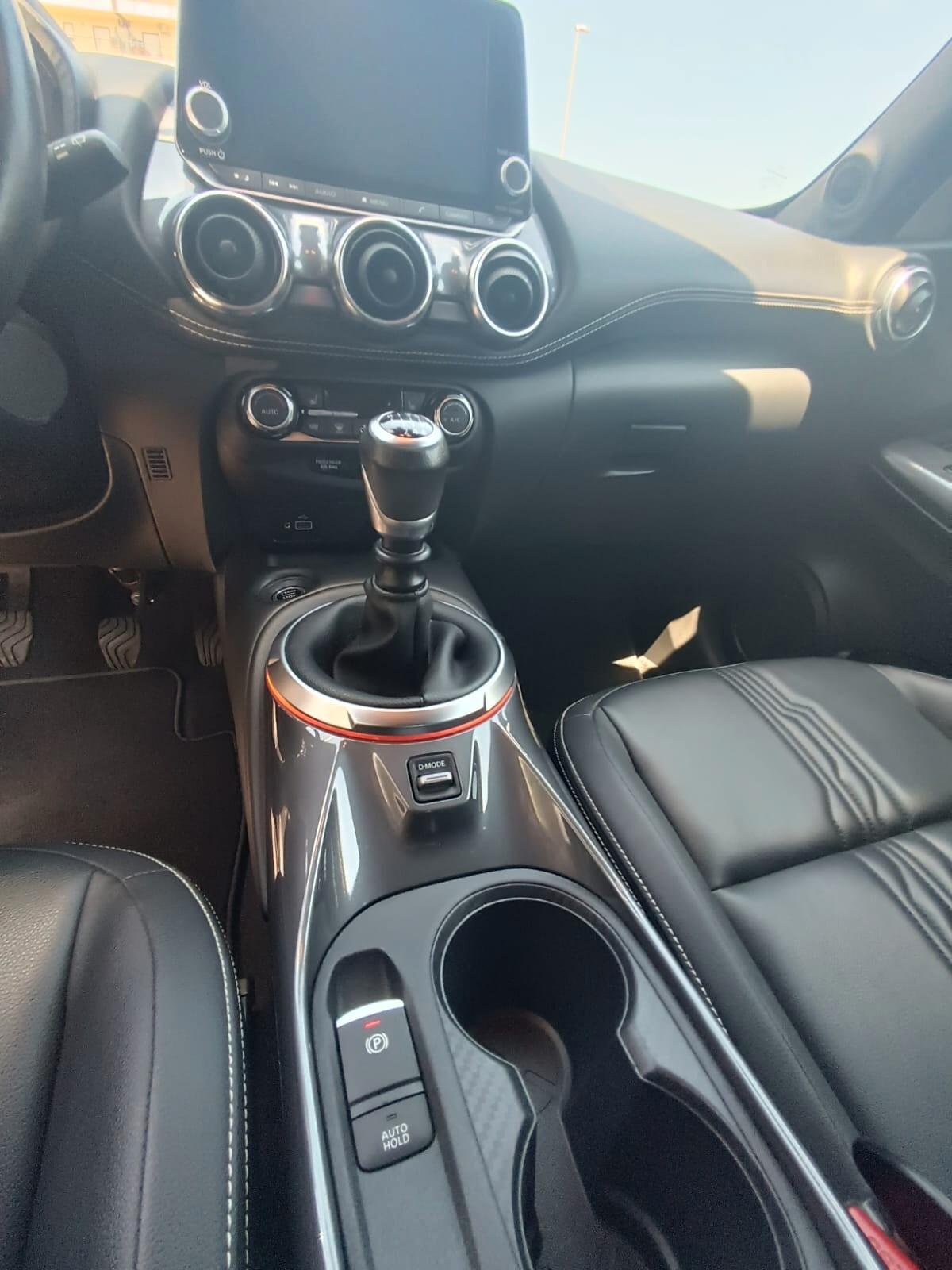 Nissan Juke 1.0 DIG-T 114 CV DCT Tekna