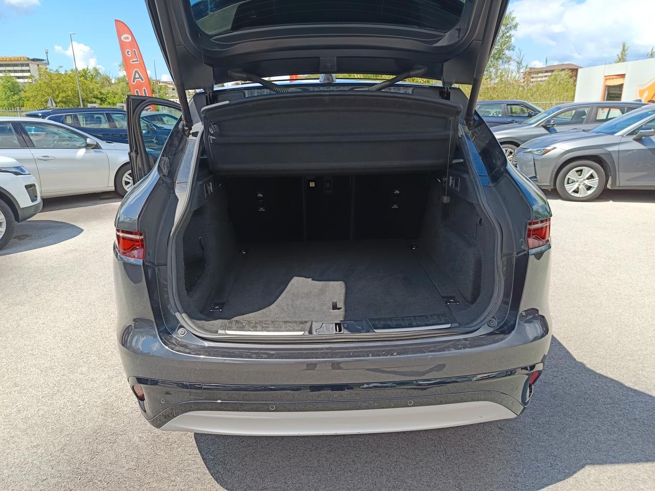 Jaguar F-Pace 2.0 D i4 MHEV 204 CV AWD aut. HSE