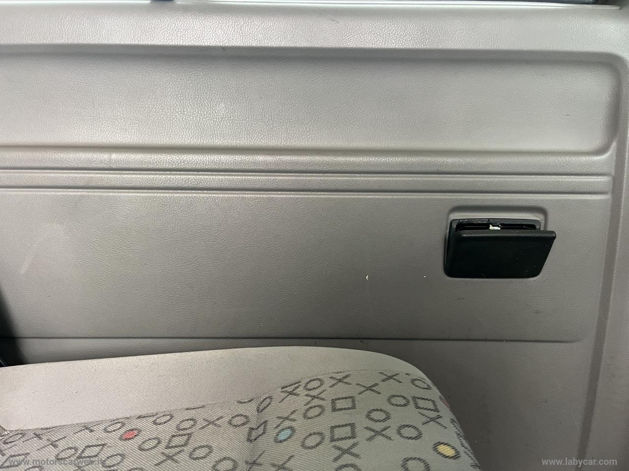 Transporter 1.9 TDI 102CV PC Kombi