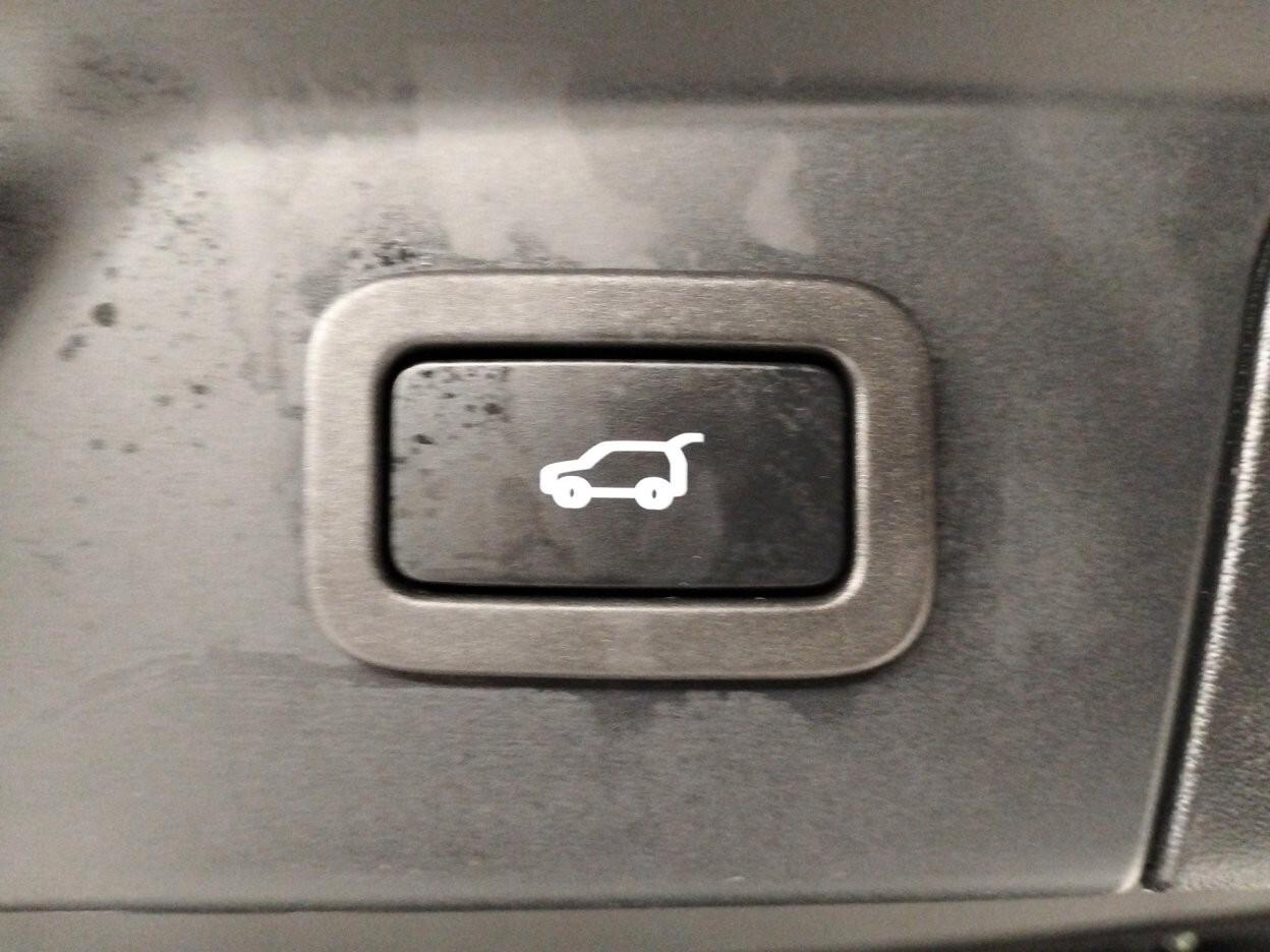 Land Rover Range Rover Velar 2.0d i4 mhev R-Dynamic S 4wd 204cv auto