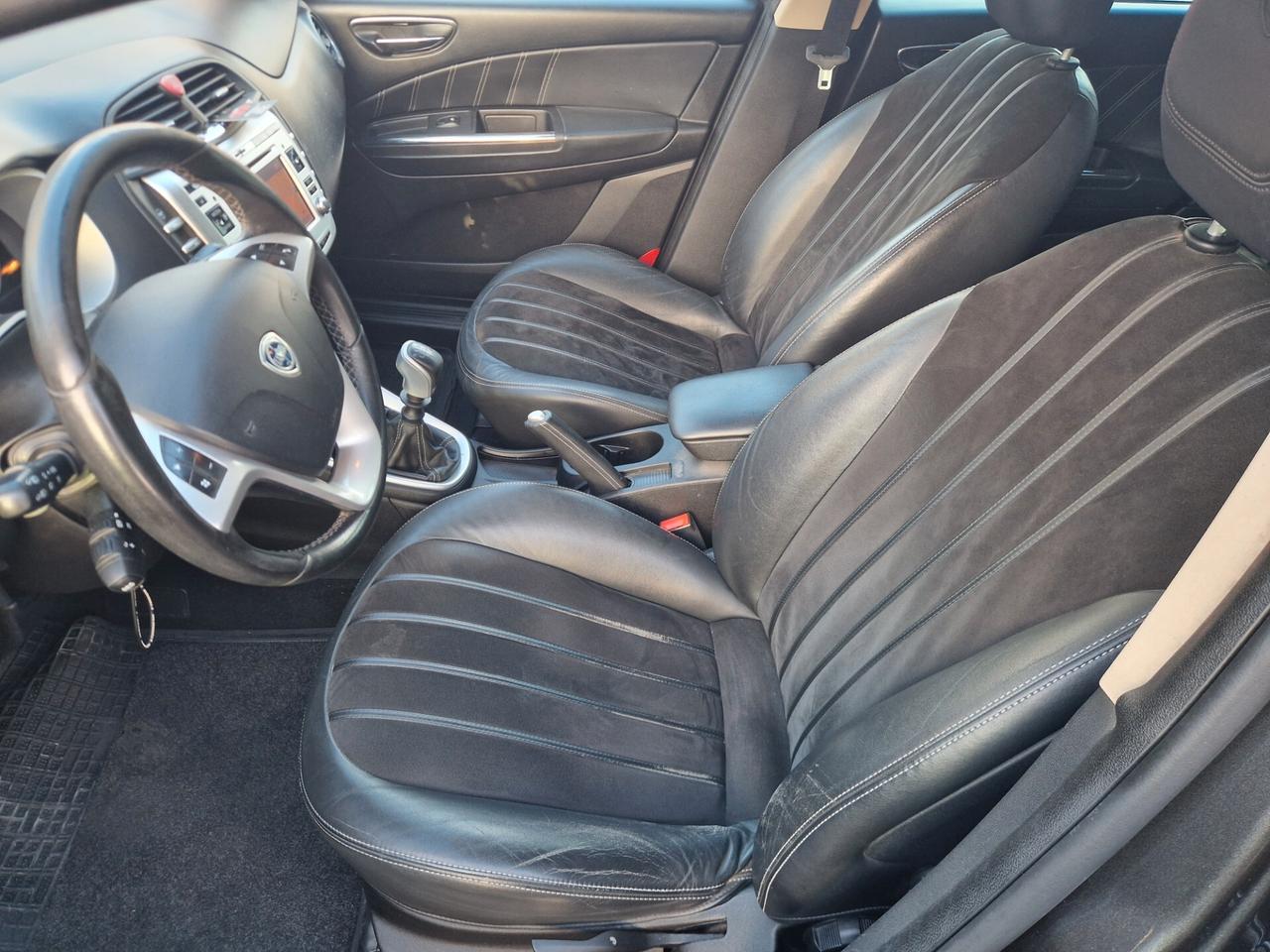 Lancia Delta 1.6 MJT DPF 105 CV Gold-2011
