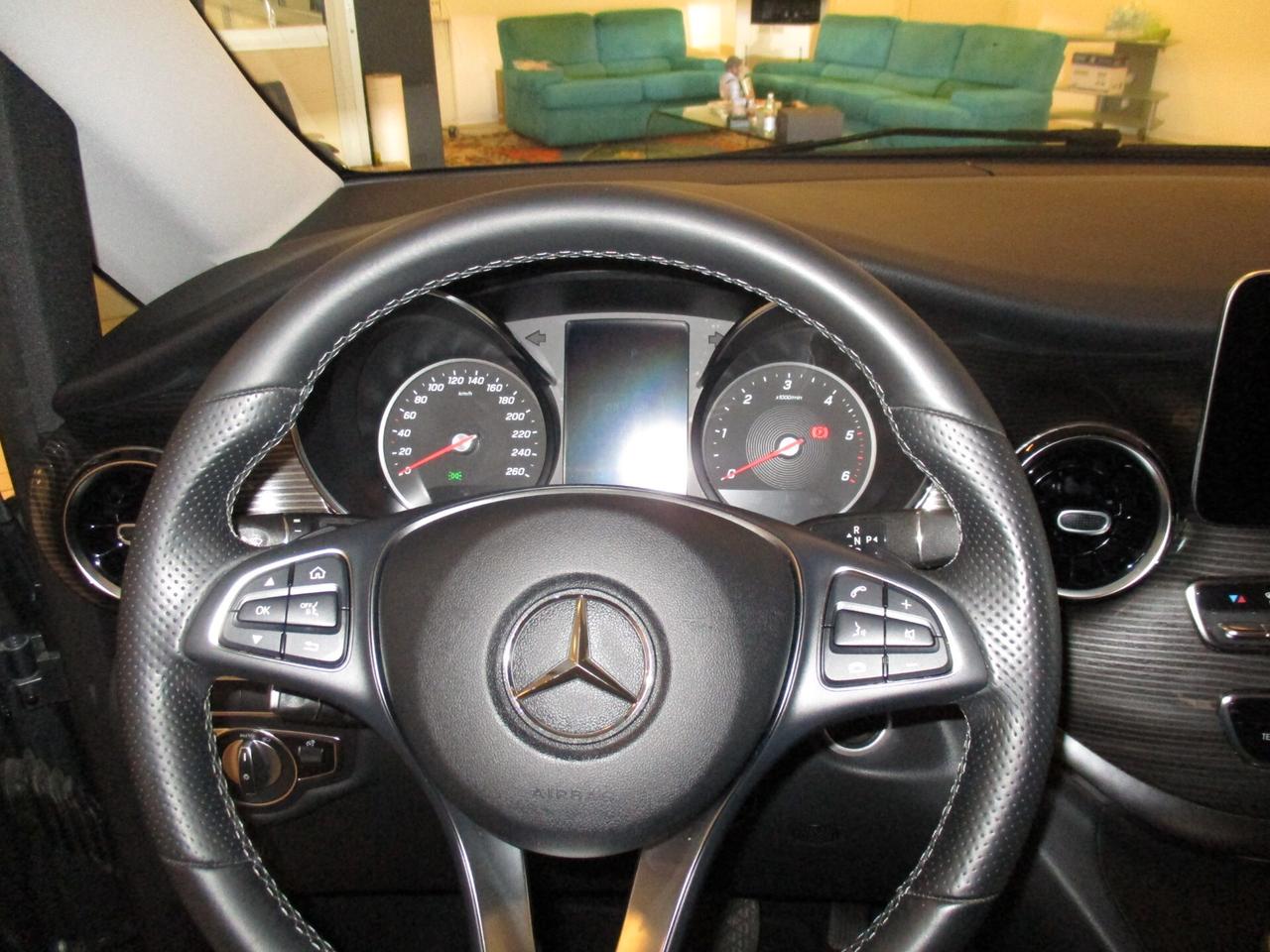 Mercedes-benz V 300 d Automatic Premium Long