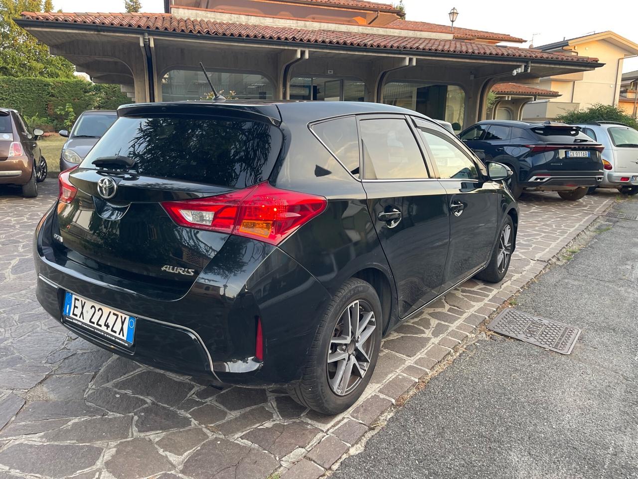Toyota Auris 1.4 D-4D Lounge