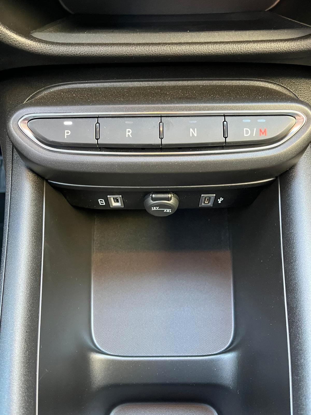 Fiat 600 Hybrid DCT MHEV La Prima TUA A NOLEGGIO GIORNALIERO - MENSILE - LUNGO TERMINE
