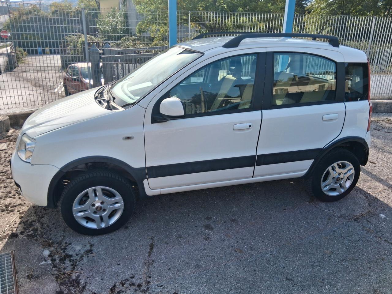 Fiat Panda 1.3 MJT 16V DPF 4x4 Climbing