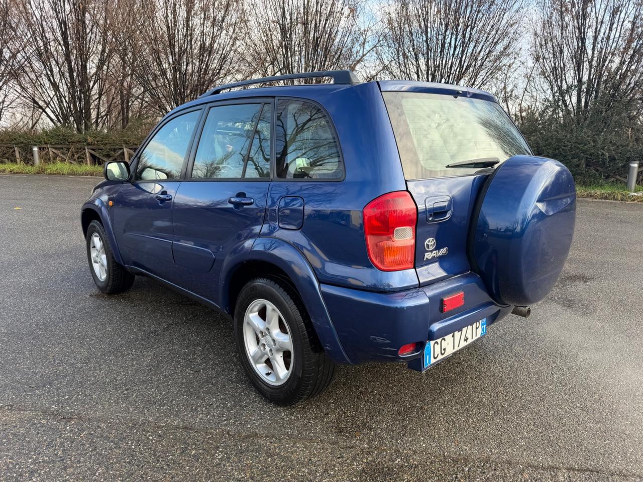 Toyota RAV 4 RAV4 2.0 16V cat 5 porte Sol